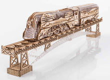 Lade das Bild in den Galerie-Viewer, BRÜKENTRÄGER FÜR THUNDERSTORM EXPRESS